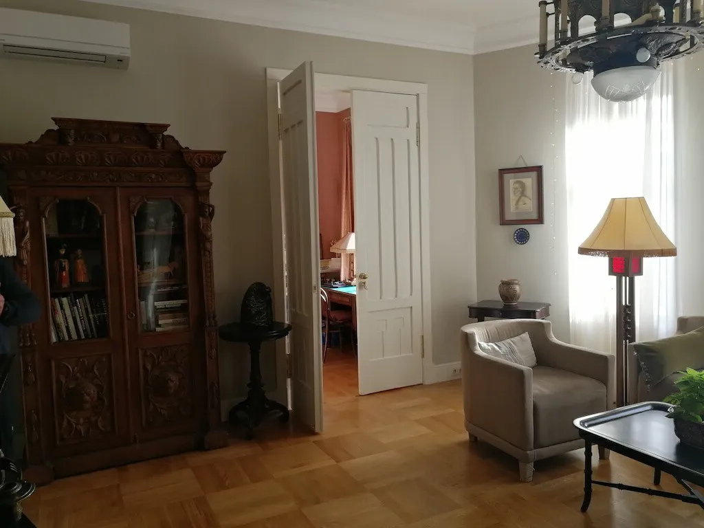 Сталинка с паркетом и пианино, фото 12