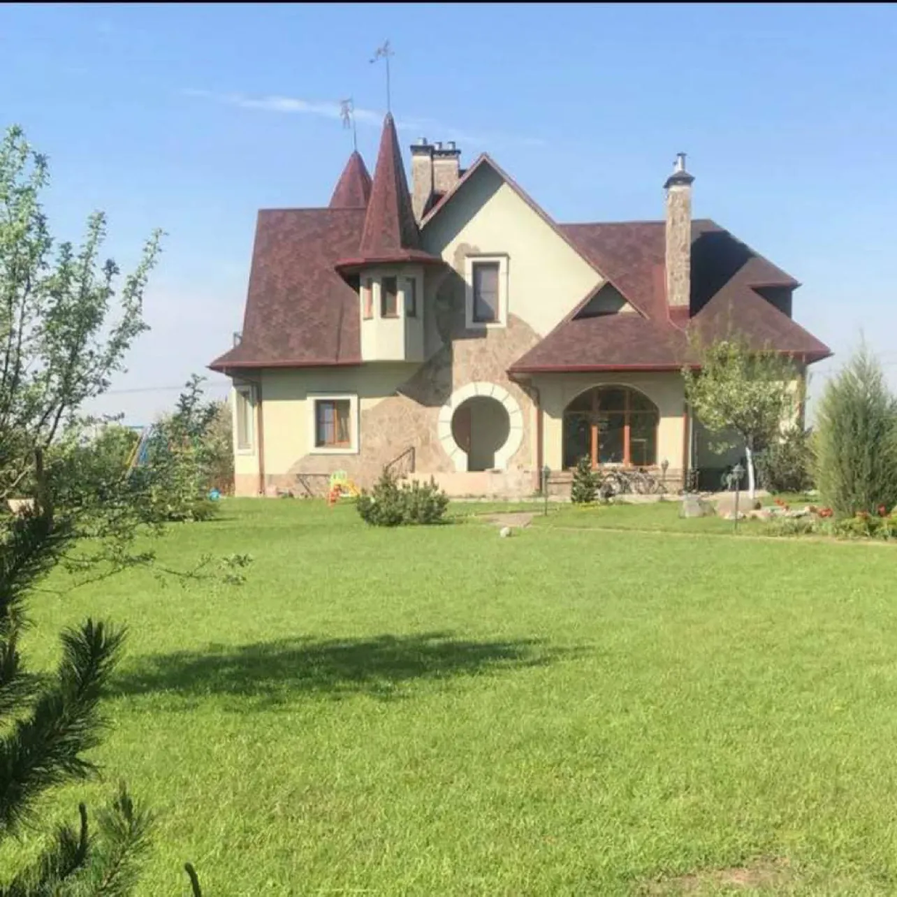 Замок со шпилями, фото 5