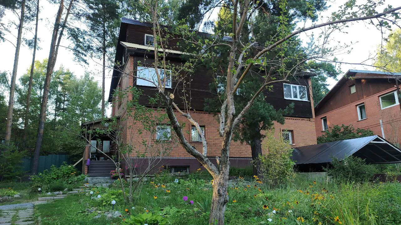 Резная дача-сруб, фото 4