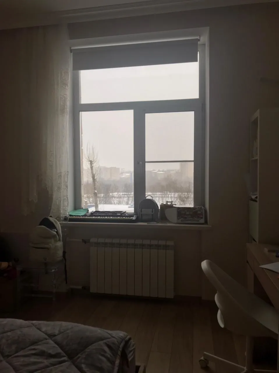 Хрущёвка со снегом за окном, фото 2