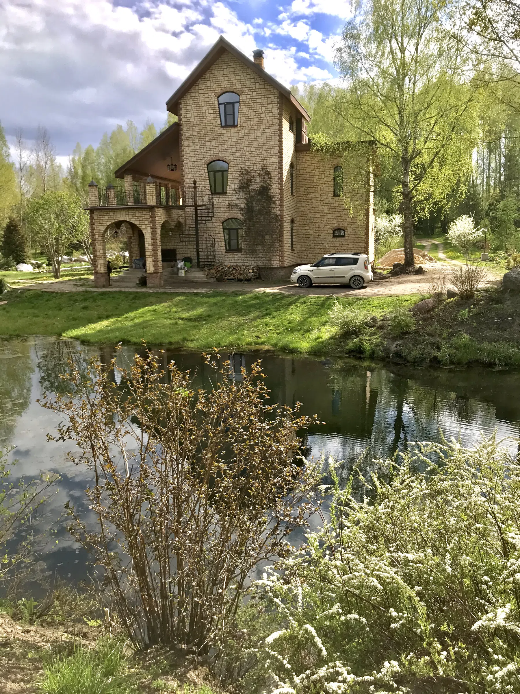 Загородный дом с прудом, фото 6