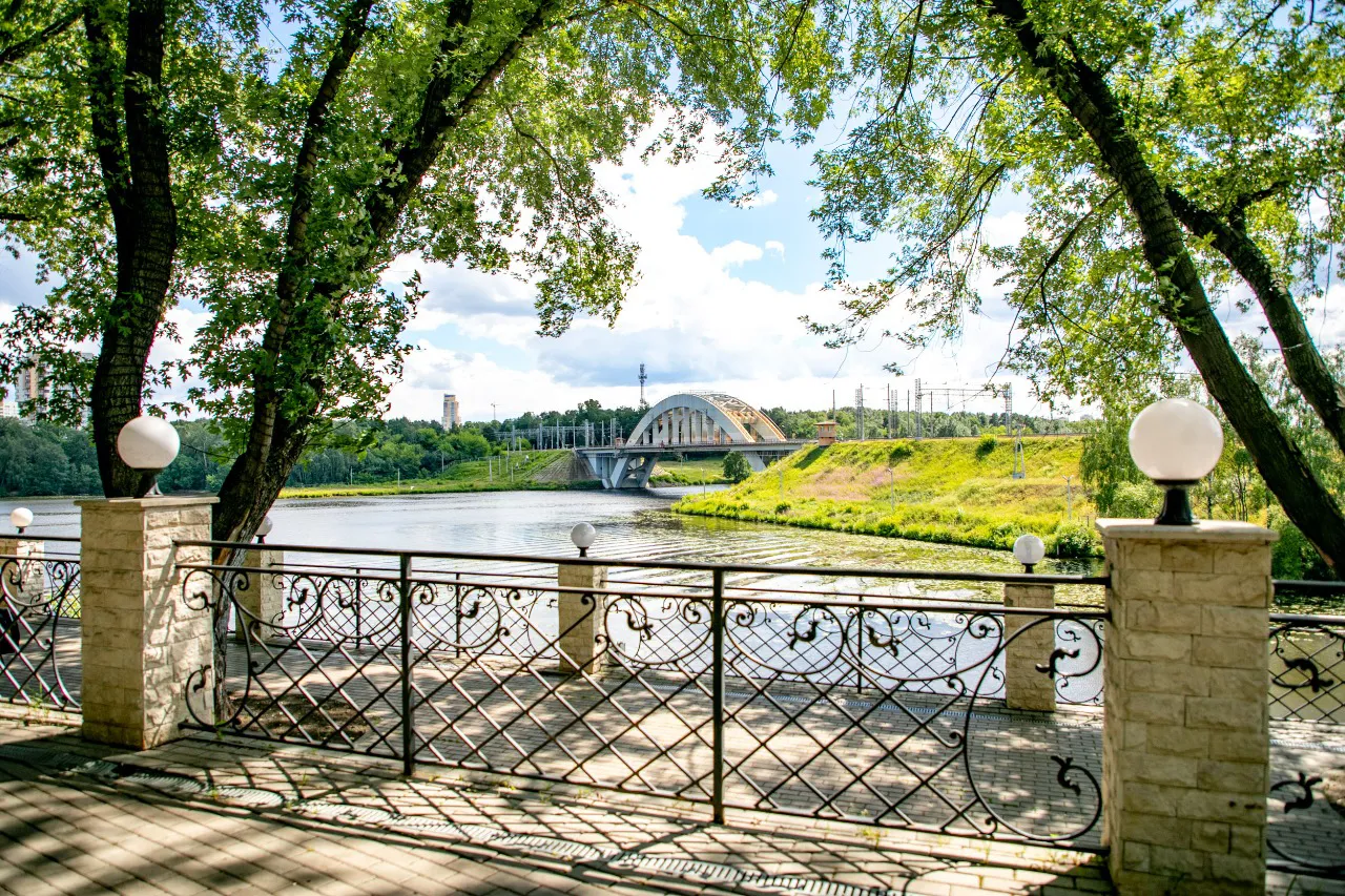 Парк с колесом обозрения, фото 10