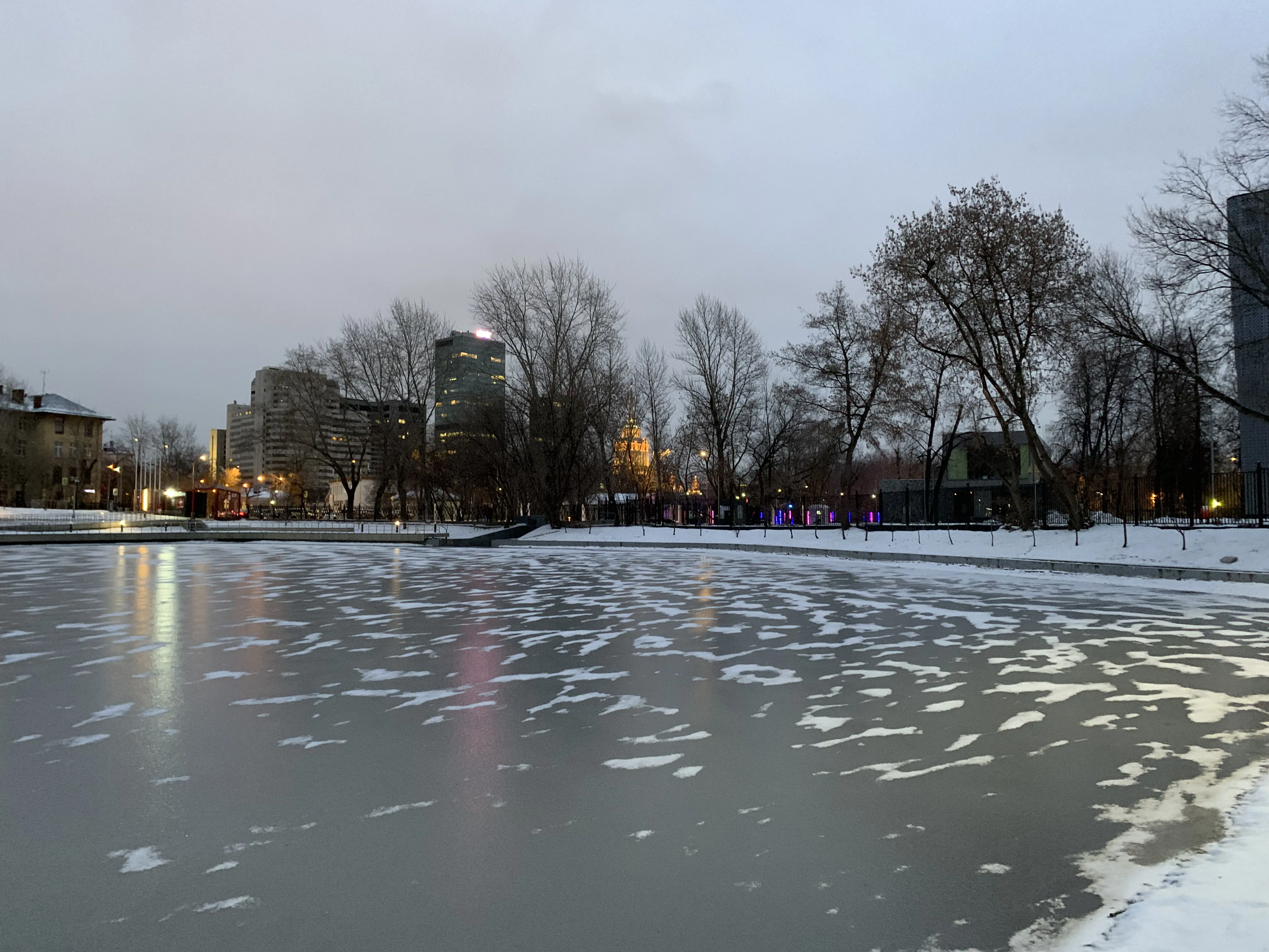 Парк с видом на воду, фото 3