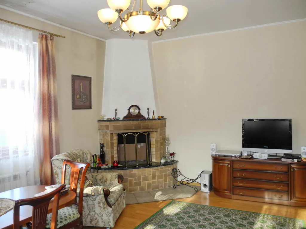 Дача с мансардной крышей, фото 19