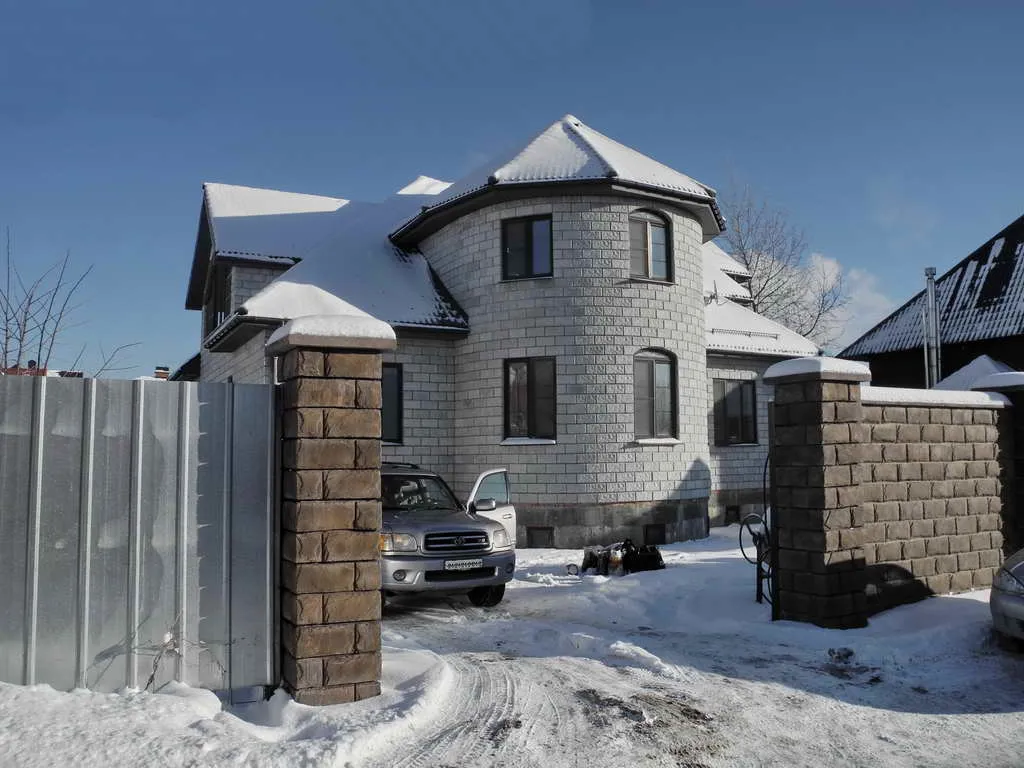 Дом с круглой башней, фото 2