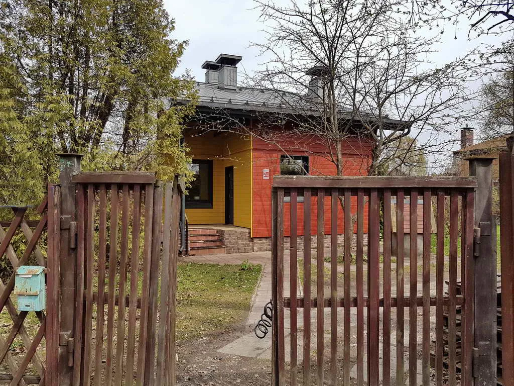Желто-красная дача, фото 2