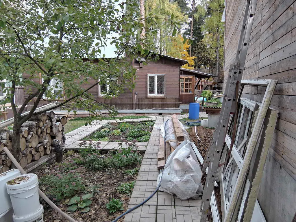 Дача с синей крышей, фото 2