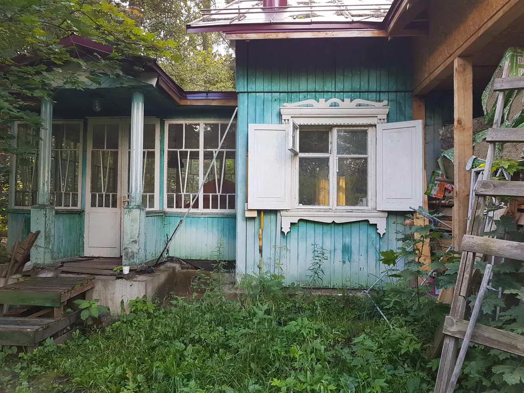Дача с бирюзовой верандой, фото 9