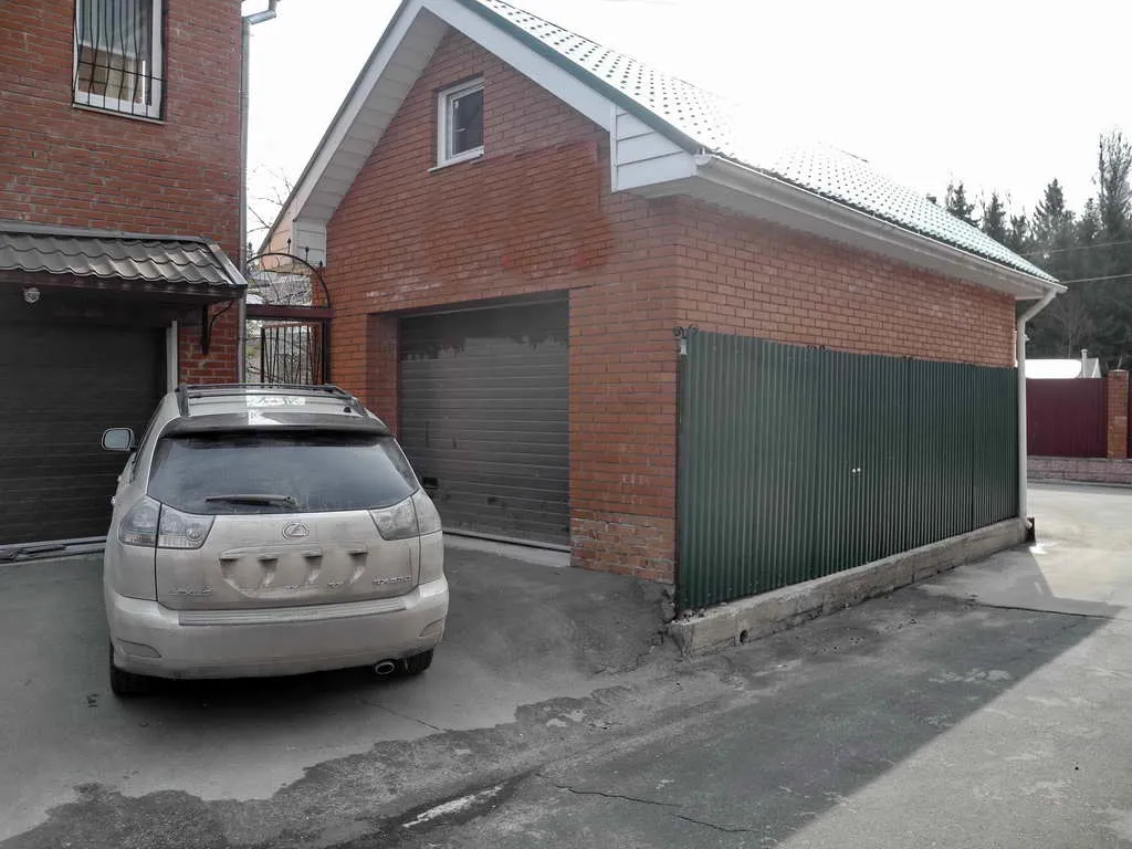 Рыжий дом с аркой, фото 2