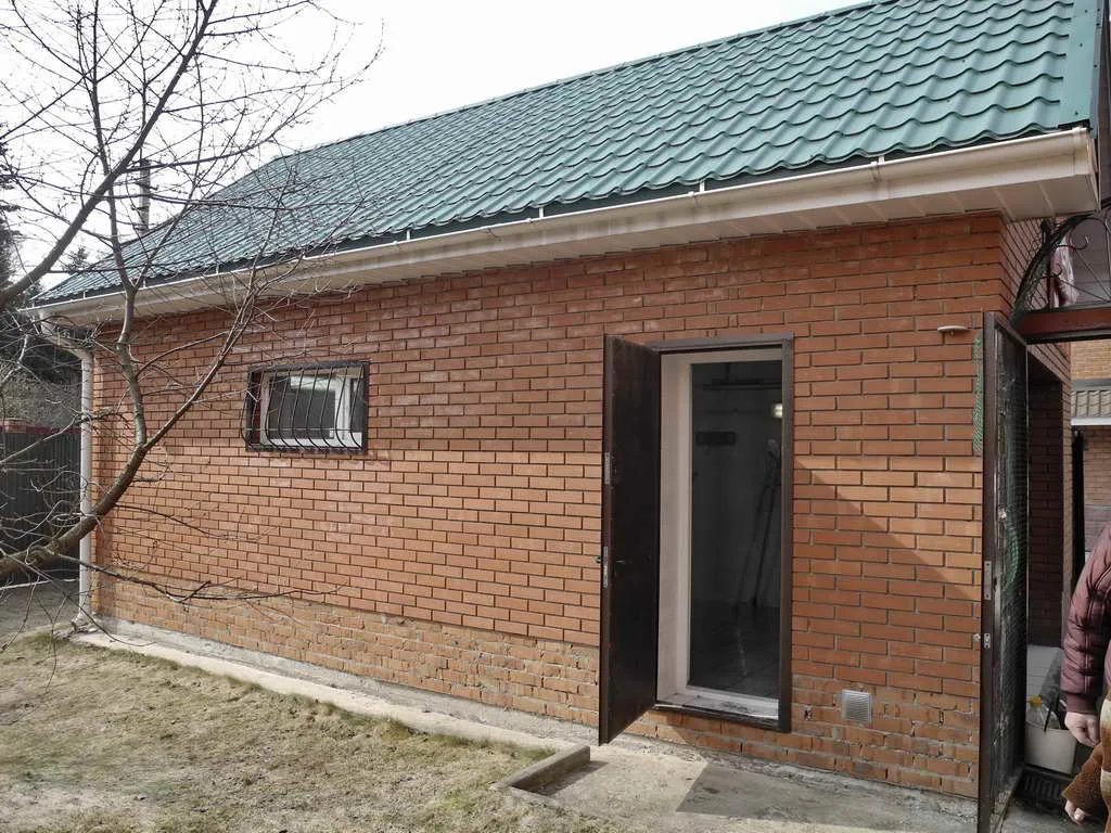 Рыжий дом с аркой, фото 6