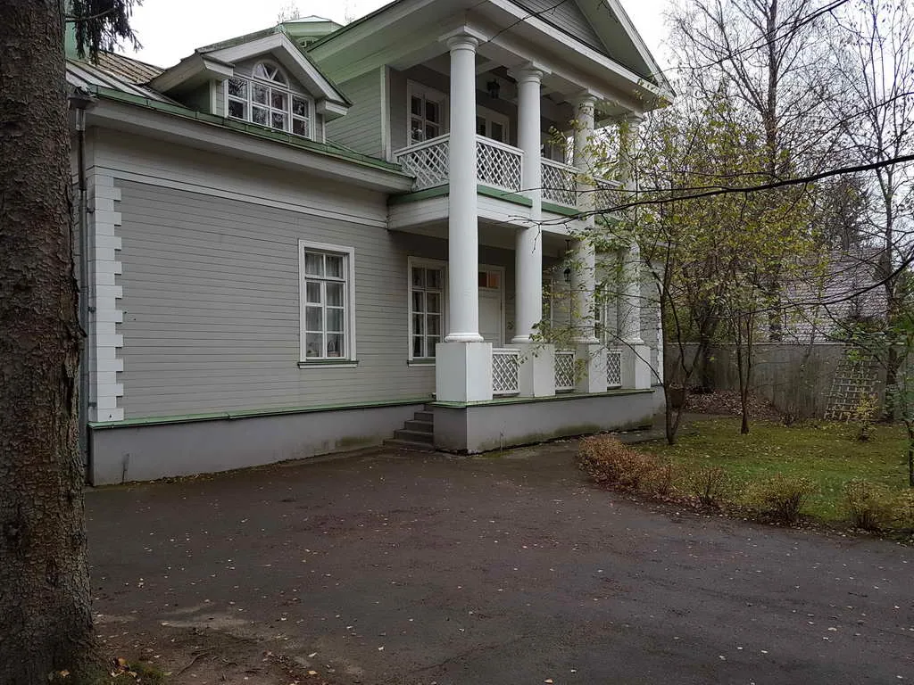 Ретро дача в лесу, фото 9