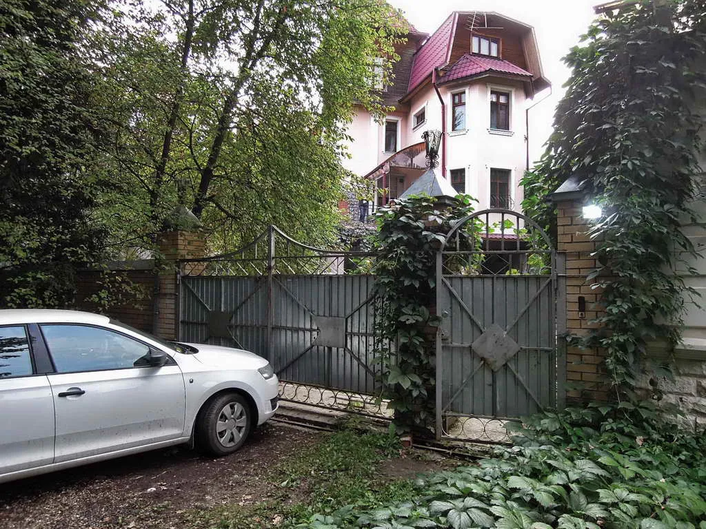 Загородный дом в лесу, фото 3