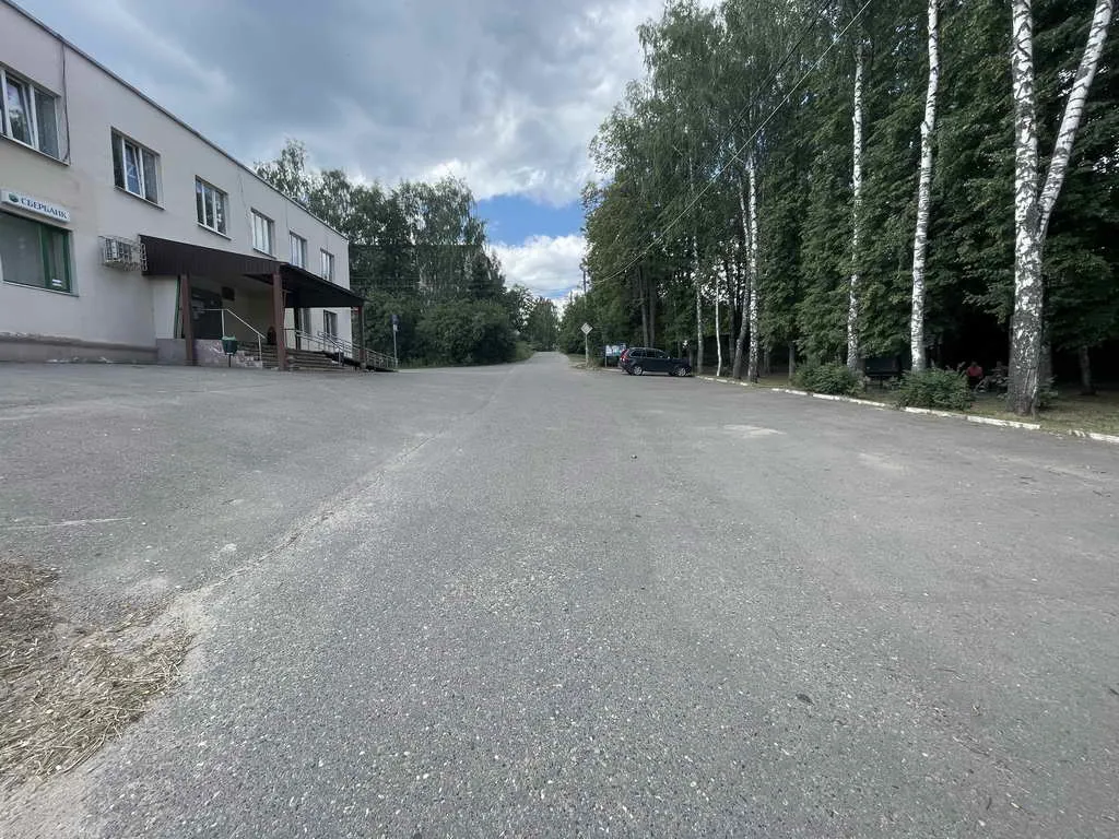 Белый дом с синим забором, фото 7