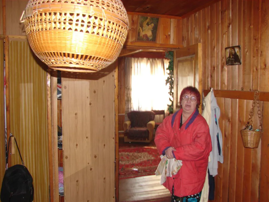 Бирюзовая Изгородь в Лесу, фото 18