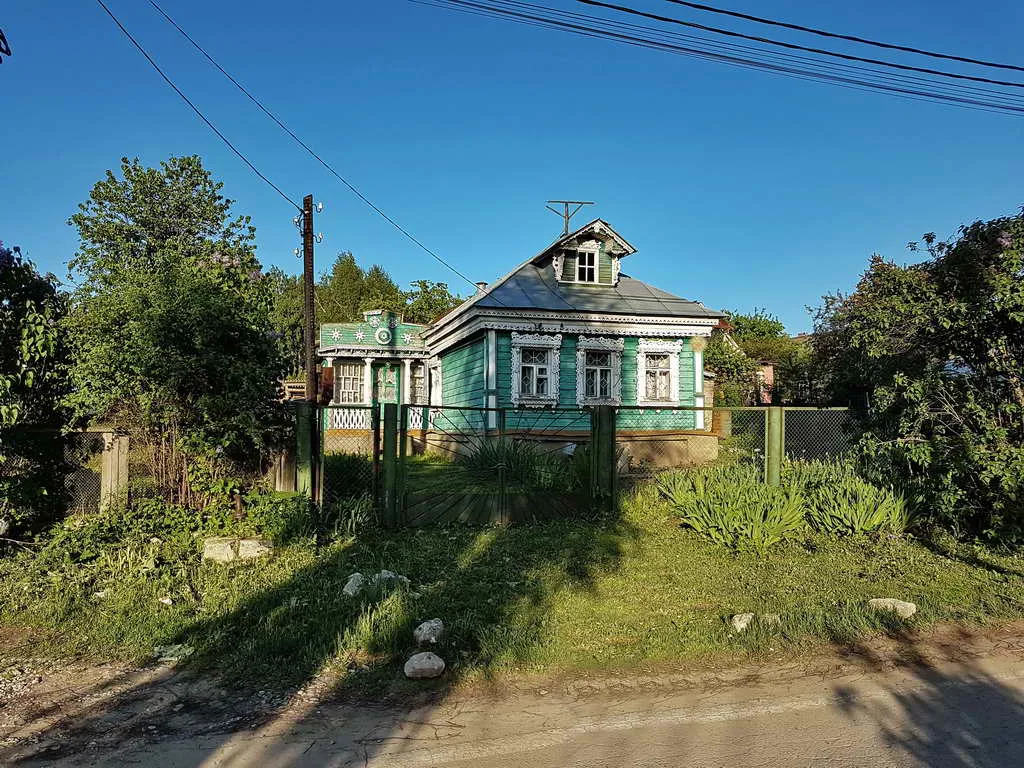 Резная дача в зелени, фото 3