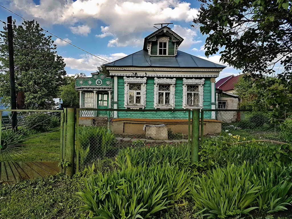 Резная дача в зелени, фото 4