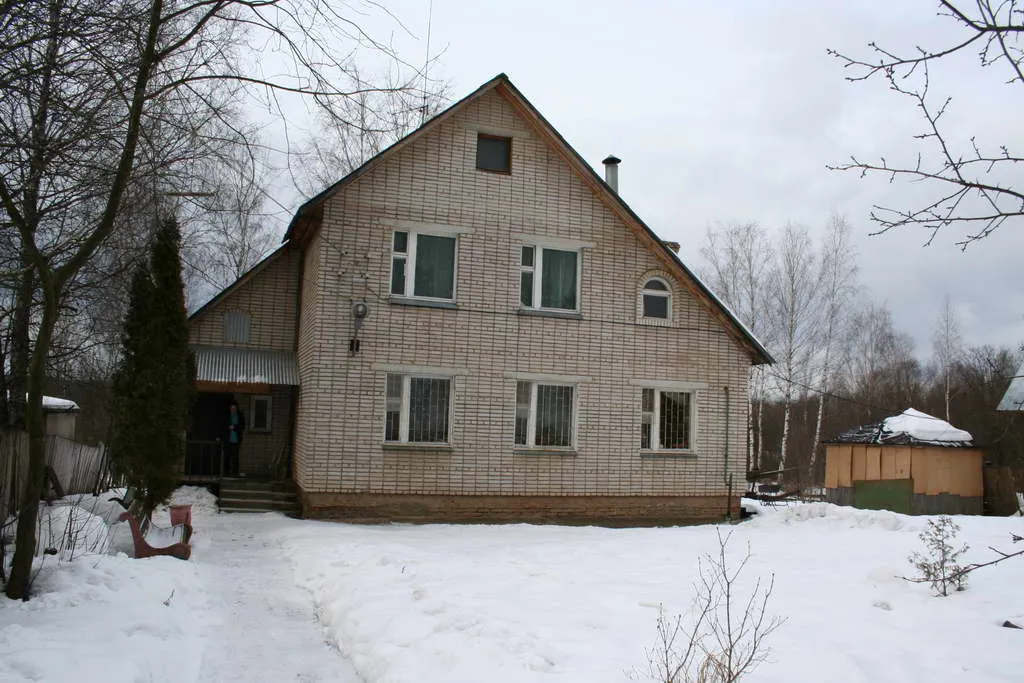 Большая дача в глубине леса, фото 1