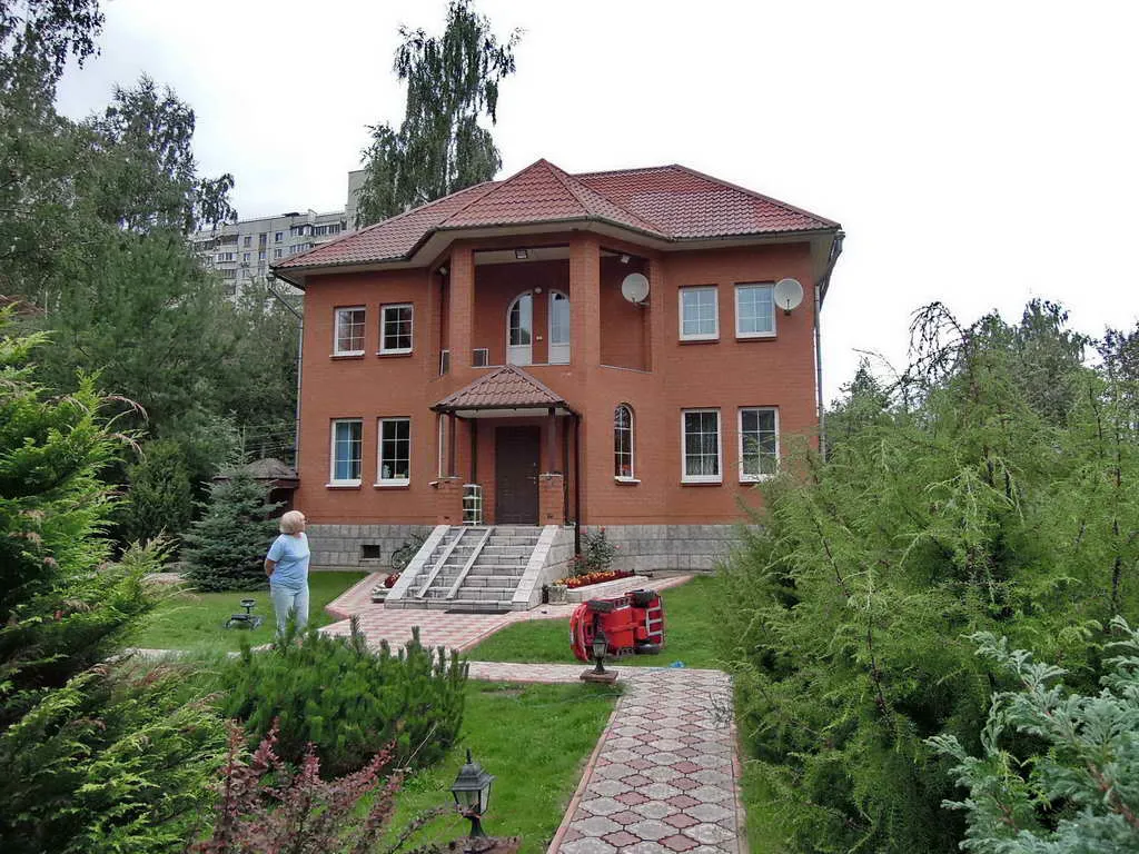 Коттедж с террасой, фото 3