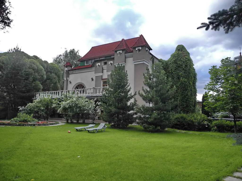 Замок в лесу, фото 9