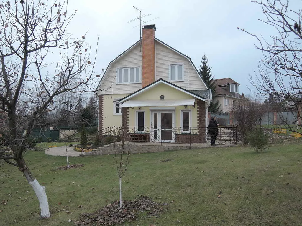 Желтая дача с огородом, фото 3