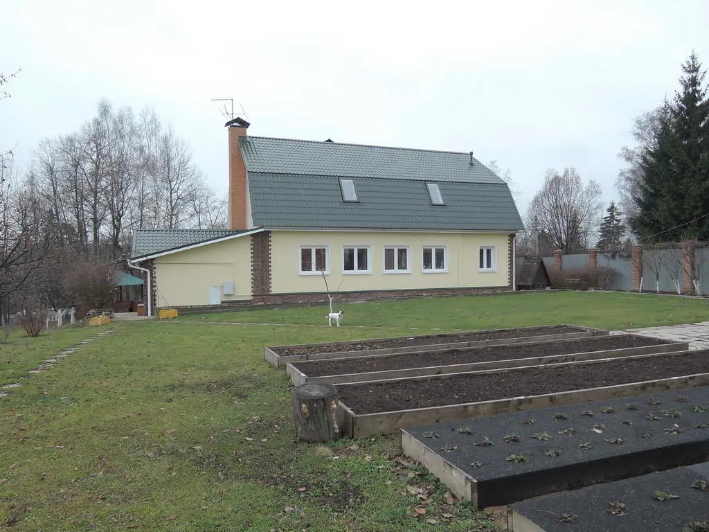 Желтая дача с огородом, фото 1