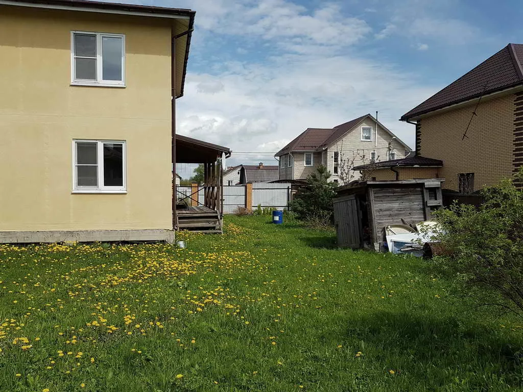 Желтый дом с верандой, фото 16