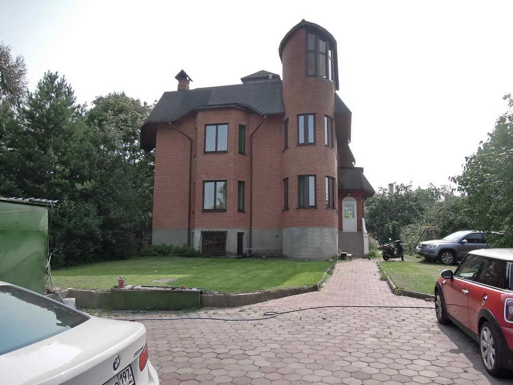 Каменный дом у озера, фото 6