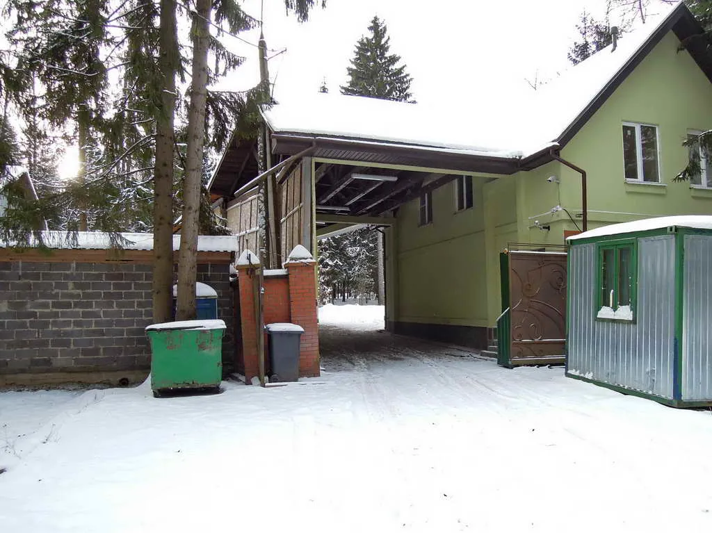 Лимонный дом с навесом, фото 3