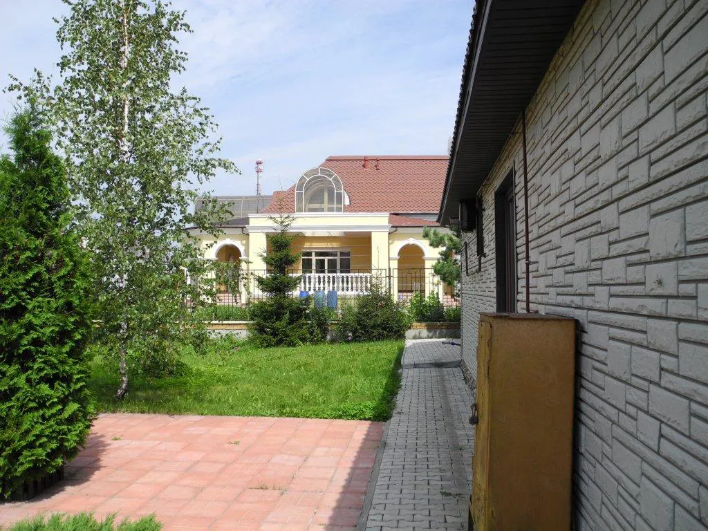 Дом с кованым забором, фото 8