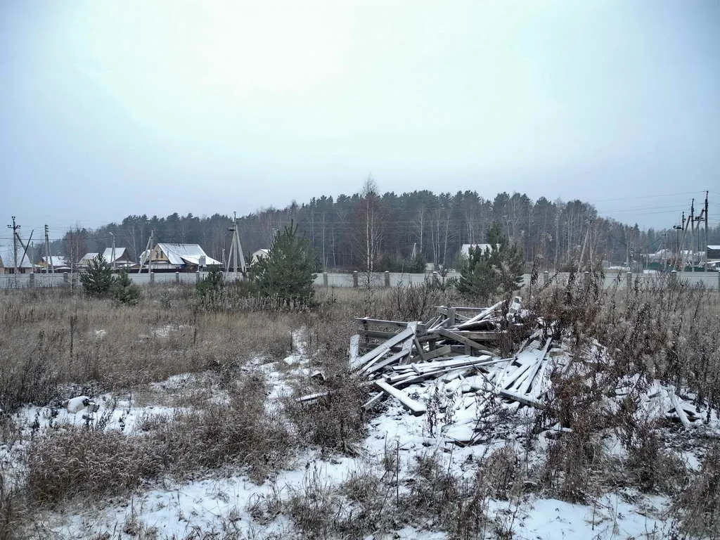 Деревянный домик в снегу, фото 13