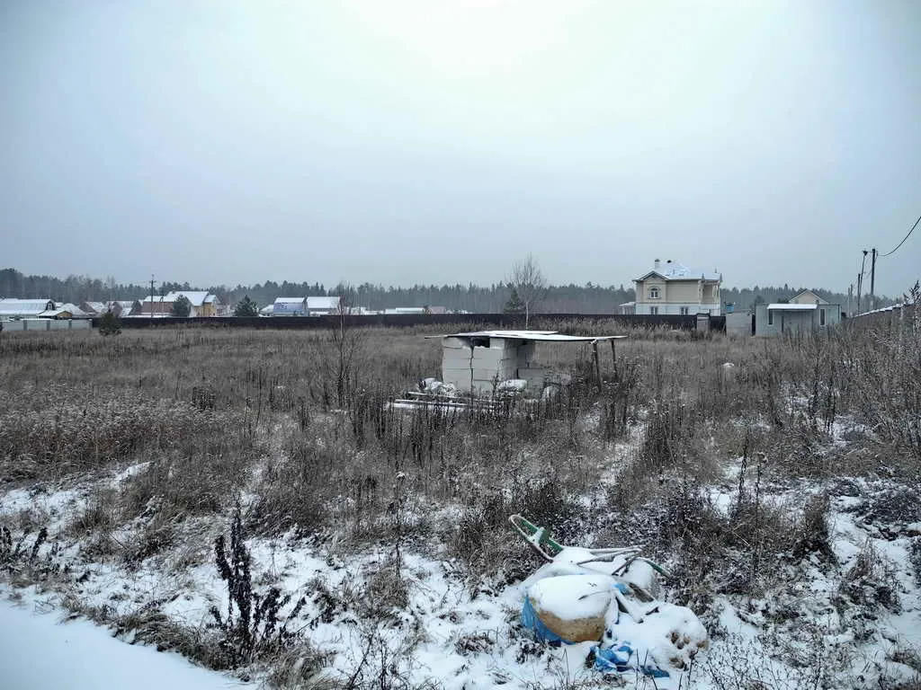 Деревянный домик в снегу, фото 7