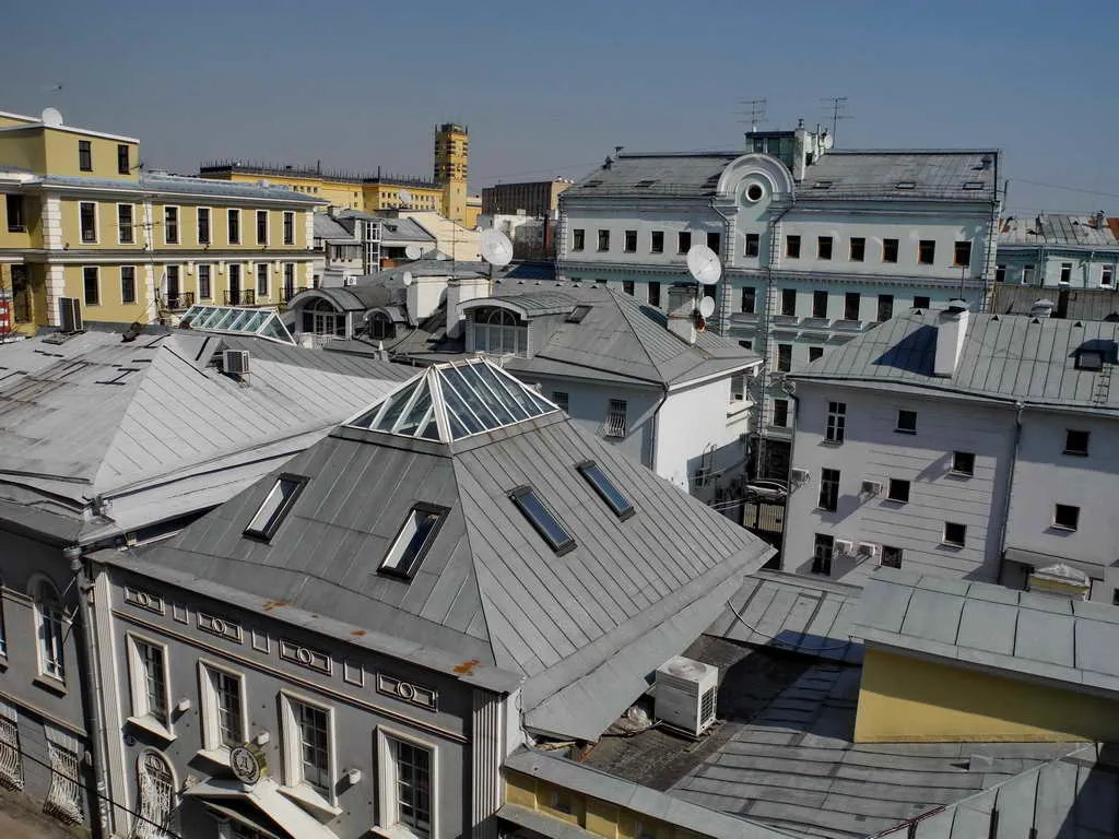 Сталинка с видом на купола, фото 8