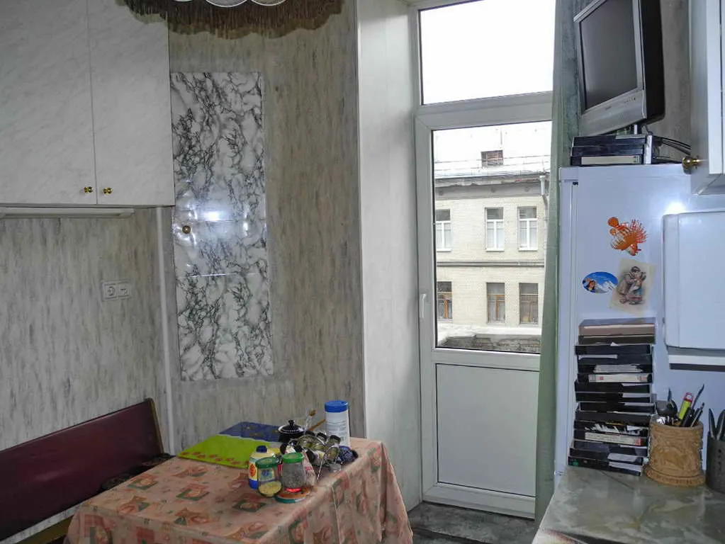Сталинка с узорными обоями, фото 20