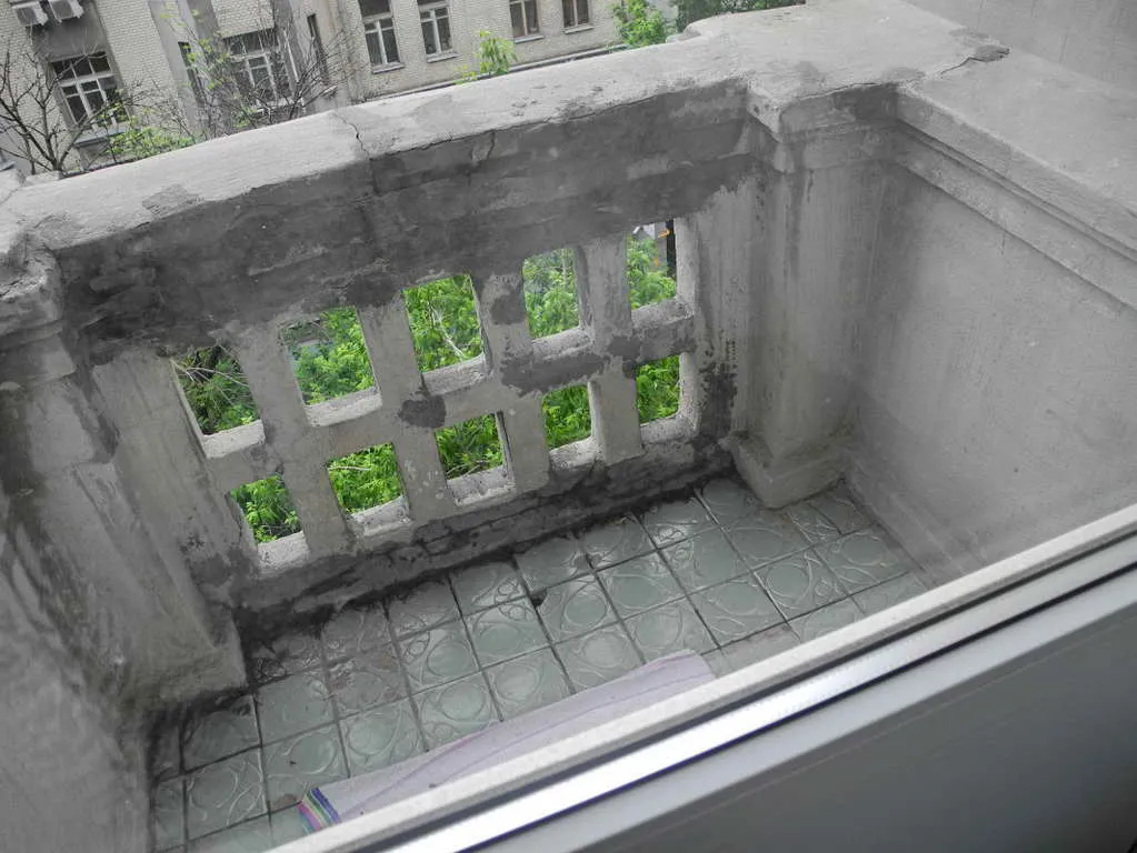 Сталинка с узорными обоями, фото 15