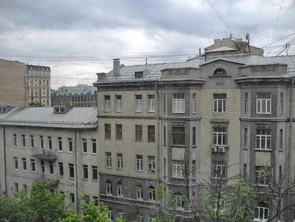 Сталинка с узорными обоями, фото 8