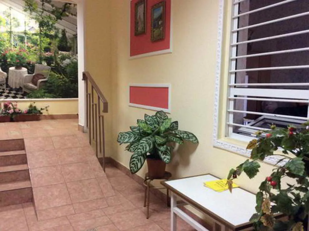 Сталинка с декоративным палисадником, фото 7