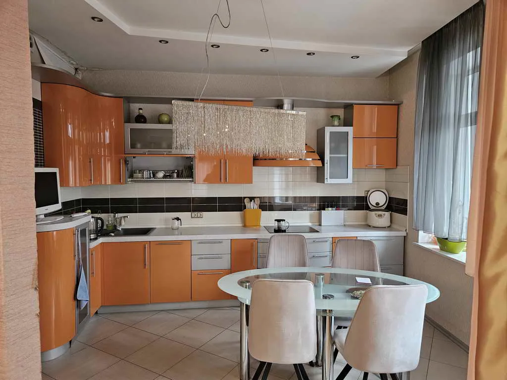 Квартира с угловыми полками, фото 15