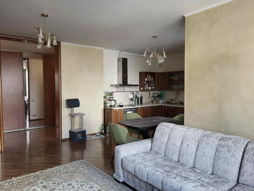 Квартира с темными дверями, фото 17