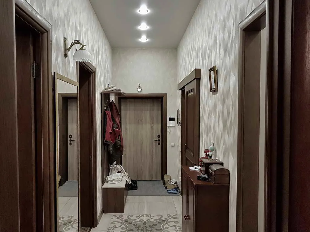 Коридор с белыми волнами, фото 13
