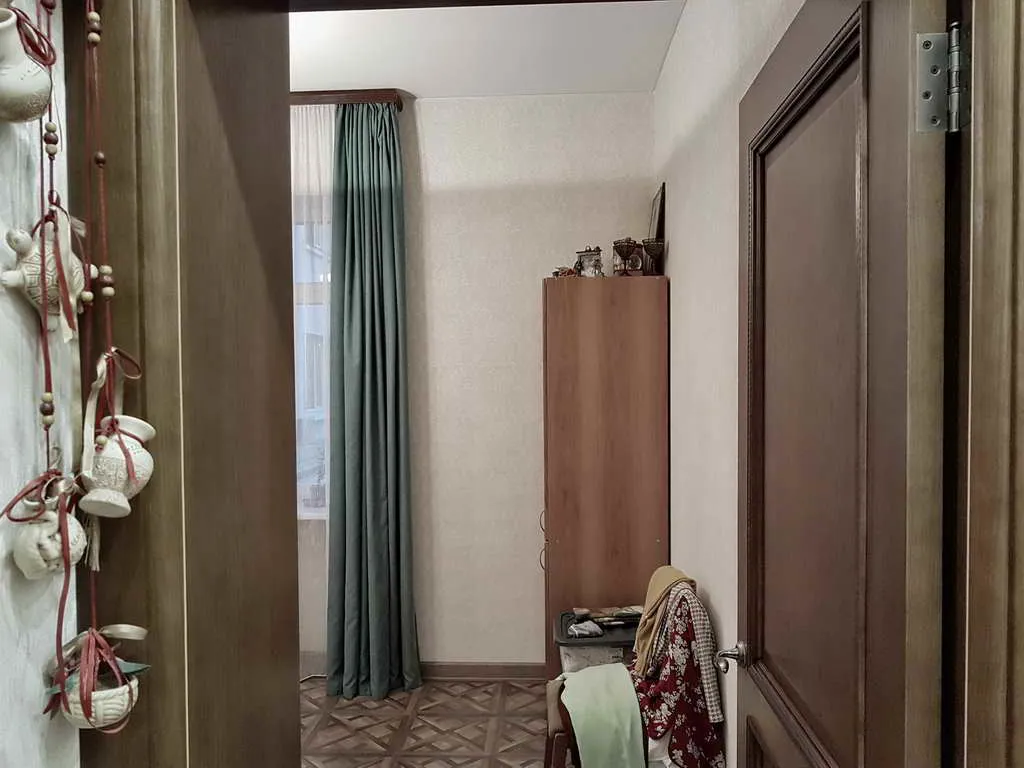 Коридор с белыми волнами, фото 15