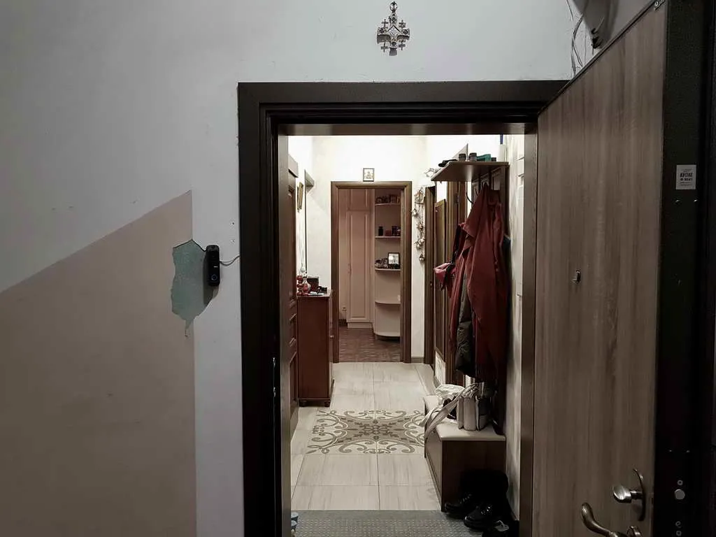 Коридор с белыми волнами, фото 1