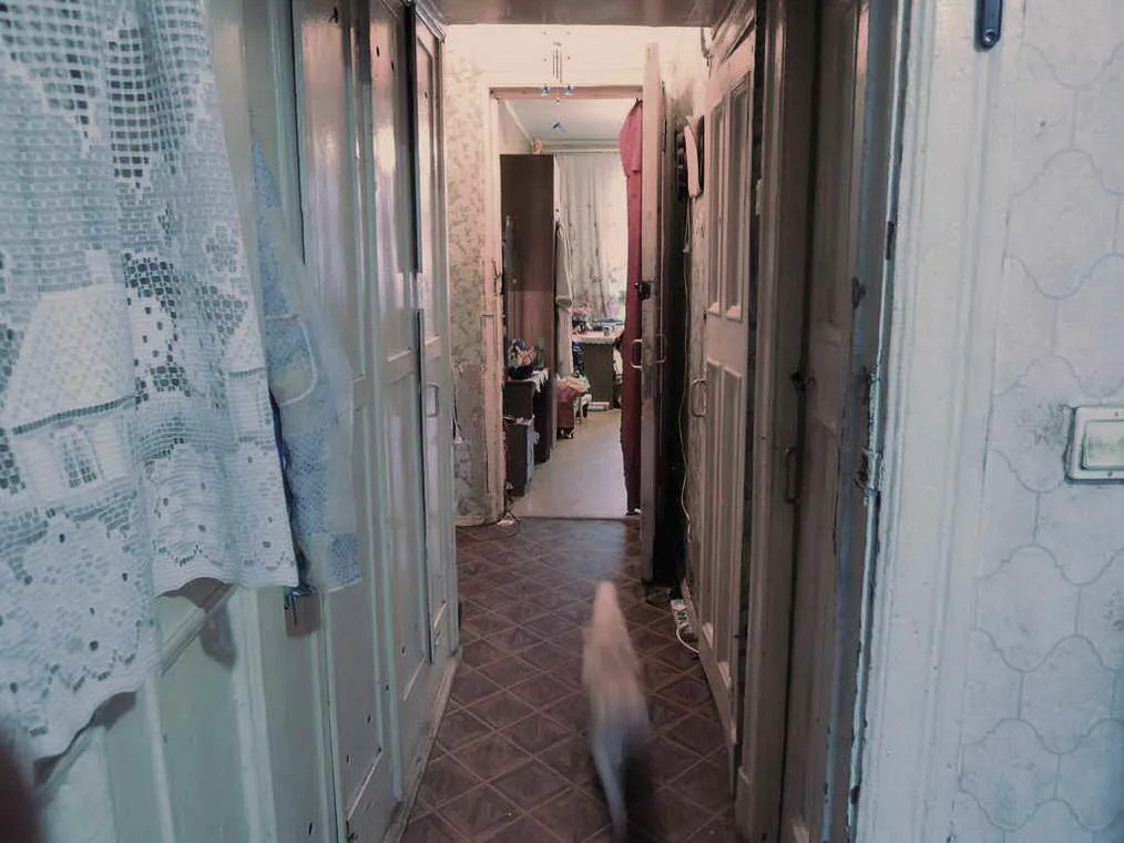 Ретро-квартира с обоями в цветочек, фото 18