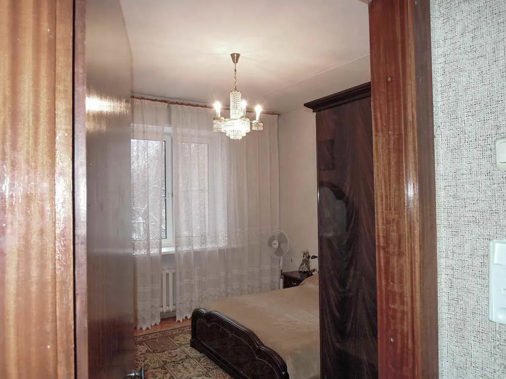 Хрущёвка с оббитой дверью, фото 6