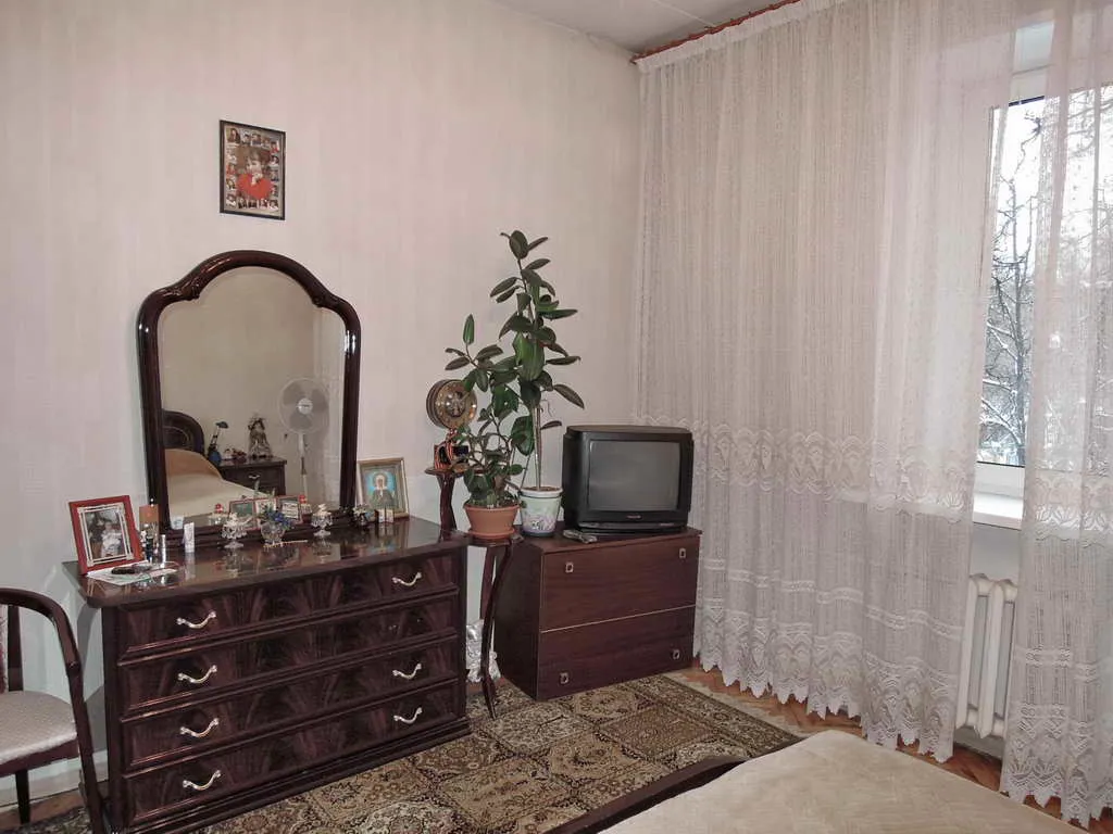 Хрущёвка с оббитой дверью, фото 8