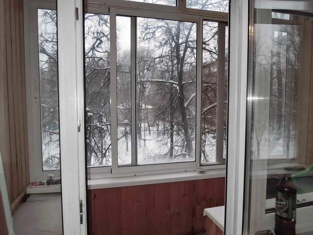 Хрущёвка с оббитой дверью, фото 15