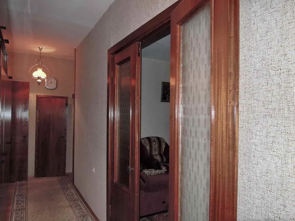 Хрущёвка с оббитой дверью, фото 10