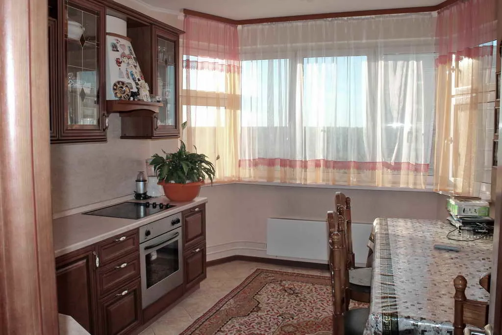 Квартира с эркером и аркой, фото 3