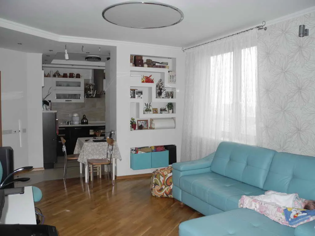 Квартира с двумя окнами, фото 12
