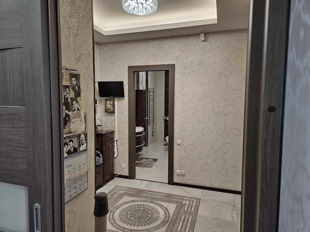 Коридор с вензелями, фото 24