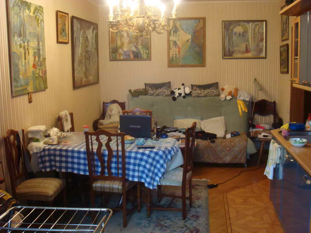 Ретро квартира с картинами, фото 8